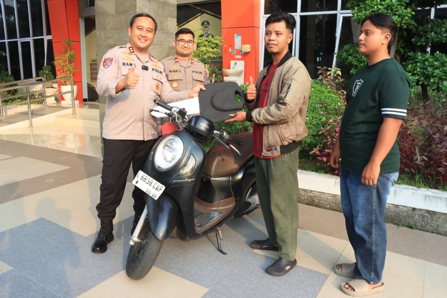 Polres Gresik Kembalikan 3 Motor Korban Curanmor dan Begal Tanpa Biaya